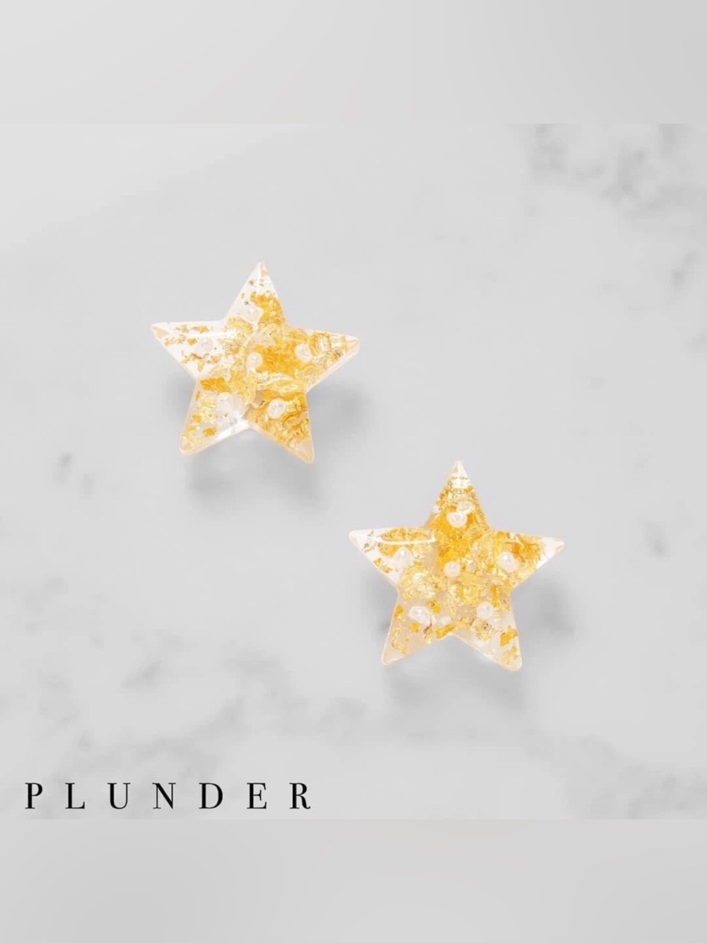 Plunder White and Gold Star Earrings